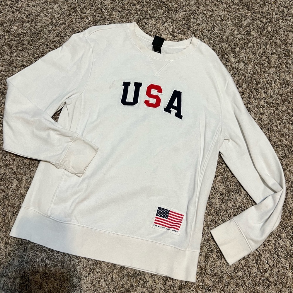 Small white USA sweater Men’s